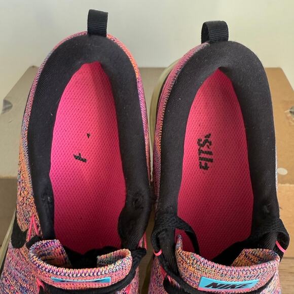 RARE 2015 Nike Flyknit Max MultiColor Women Running Sneakers - SZ 9 - Picture 12 of 13